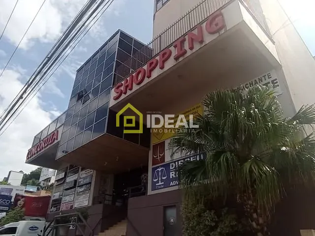 Sala à venda ou para alugar, no bairro Centro em Concórdia
