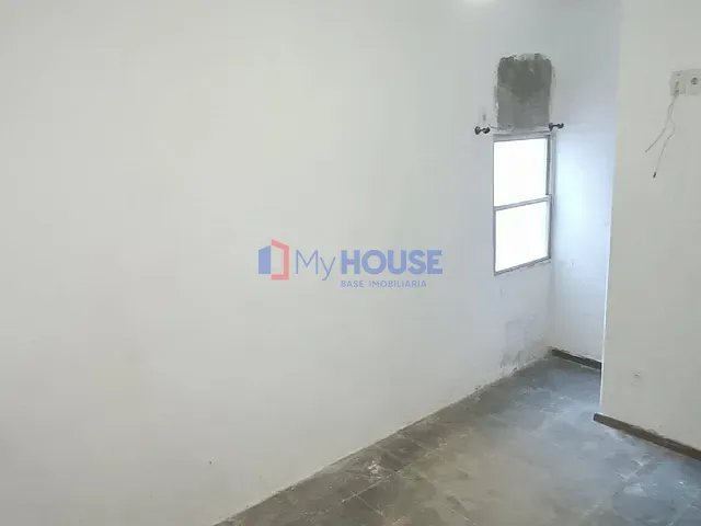 Sala para alugar, no bairro Pontal em Ilhéus