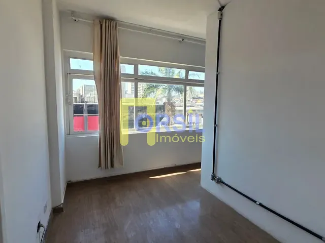 Sala com 22m², para alugar, no bairro Centro em Mogi das Cruzes