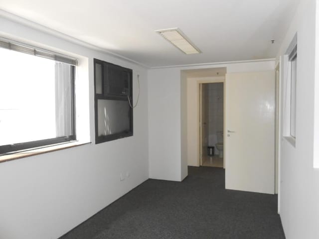 Sala com 33m², para alugar, no bairro Higienópolis em São Paulo