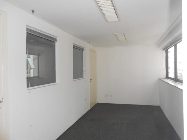 Sala com 33m², para alugar, no bairro Higienópolis em São Paulo