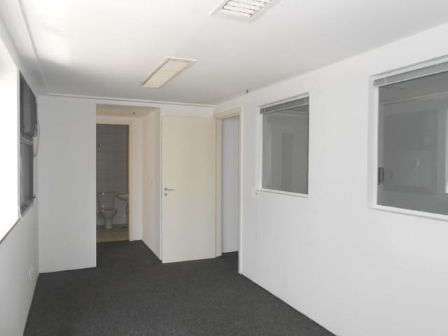 Sala com 33m², para alugar, no bairro Higienópolis em São Paulo