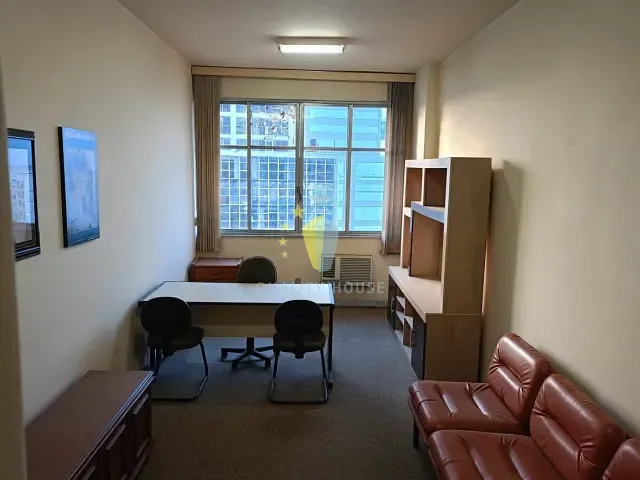 Sala com 25m², para alugar, no bairro Centro em Rio de Janeiro