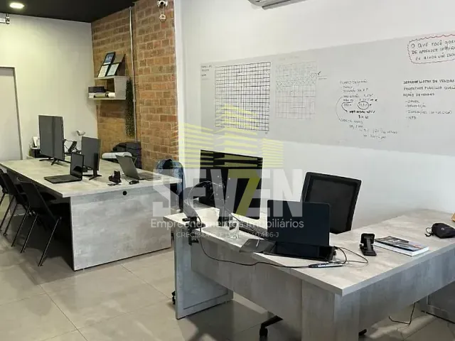 Sala com 51m², à venda, no bairro Jardim Contorno em Bauru