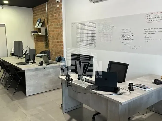 Sala com 51m², à venda, no bairro Jardim Contorno em Bauru