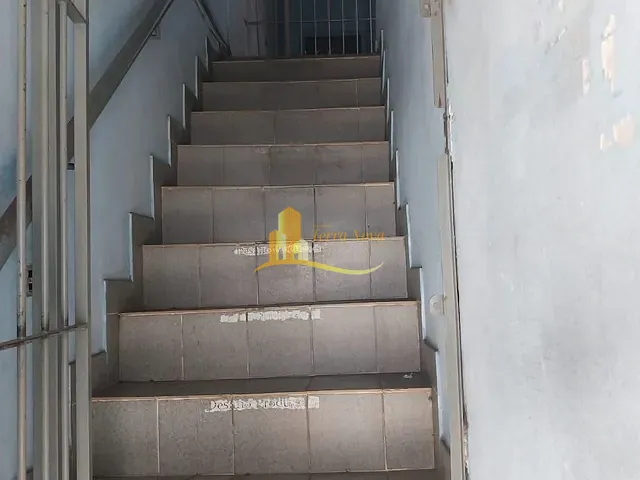 Sala para alugar, no bairro Vila Carmosina em São Paulo