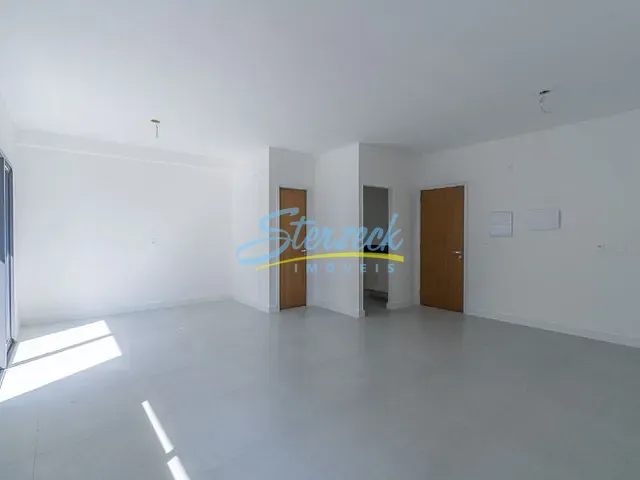 Sala com 48m², para alugar, no bairro Pinheirinho em Vinhedo