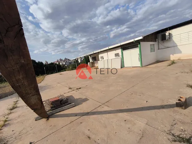 Sala com 100m², para alugar, no bairro Vila Esperança em Maringá