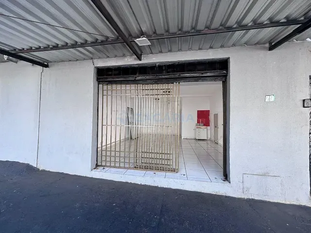 Sala para alugar, no bairro Jardim Apucarana em Apucarana