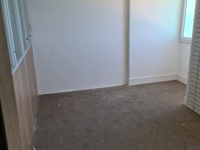 Sala com 34m², para alugar, no bairro Cavaleiros em Macaé