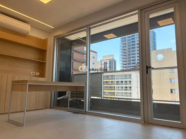 Sala à venda, no bairro Cerqueira César em São Paulo