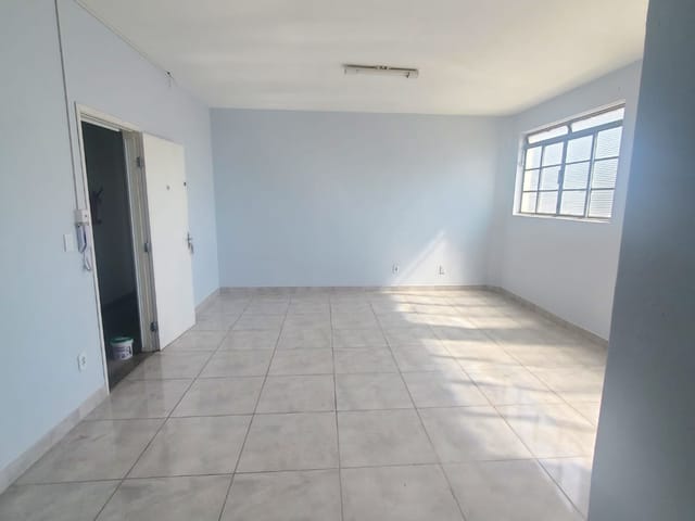 Foto do Sala - "Ampla Sala Comercial para Locação em Excelente Localização no Bairro Nova Paulínia - Paulínia/SP" | Hermes Imóveis