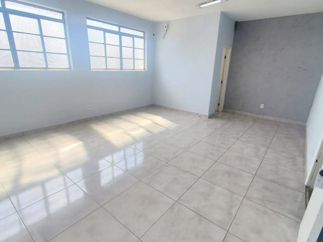 Foto do Sala - "Ampla Sala Comercial para Locação em Excelente Localização no Bairro Nova Paulínia - Paulínia/SP" | Hermes Imóveis