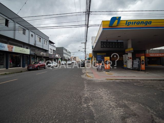 Sala com 25m², para alugar, no bairro Centro em Tubarão