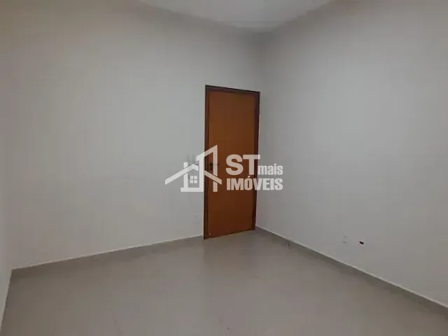 Sala com 20m², para alugar, no bairro Centro em Andradas