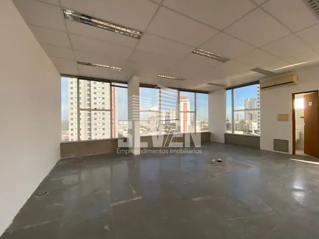 Sala com 86m², para alugar, no bairro Parque Jardim Europa em Bauru