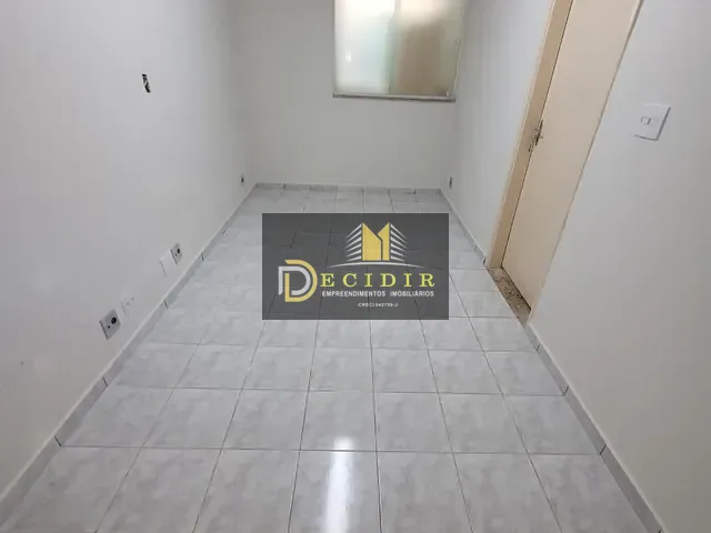 Sala com 65m², para alugar, no bairro Vila Regente Feijó em São Paulo