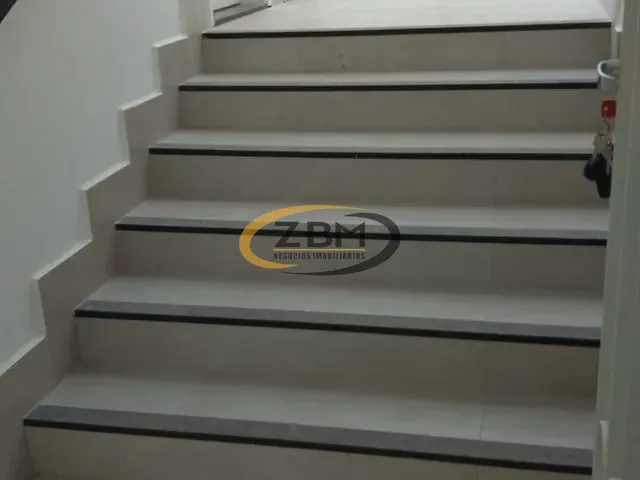 Sala para alugar, no bairro Centro em Londrina