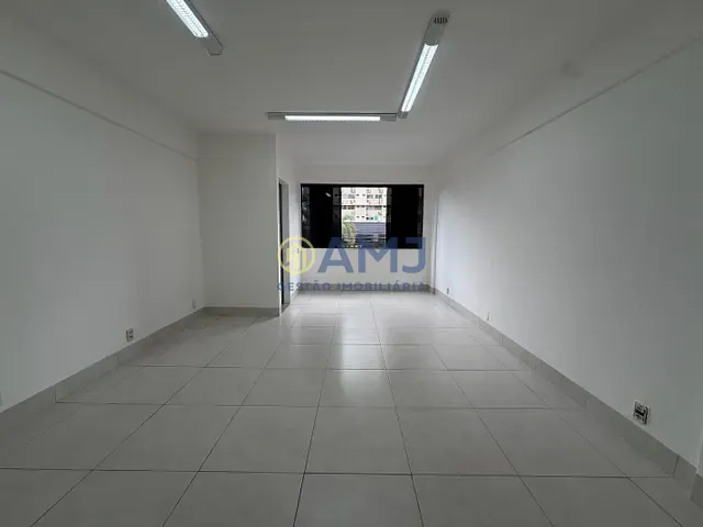 Sala para alugar, no bairro Setor Bueno em Goiânia