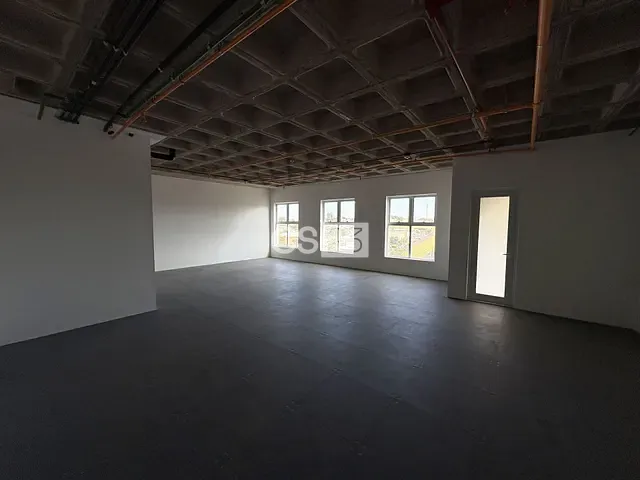 Sala com 144m², à venda ou para alugar, no bairro Bela Suiça em Londrina