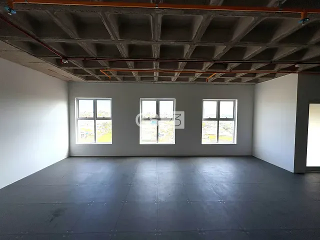 Sala com 144m², à venda ou para alugar, no bairro Bela Suiça em Londrina