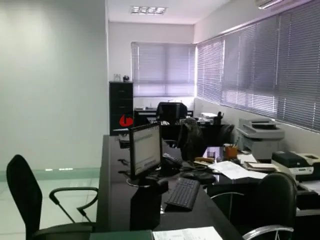 Sala à venda, no bairro Santo Antônio em São Caetano do Sul