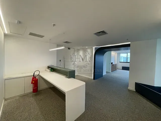 Sala com 348m², para alugar, no bairro Leblon em Rio de Janeiro