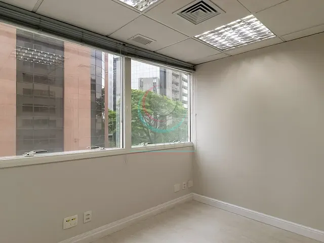 Sala para alugar, no bairro Santa Cecília em São Paulo