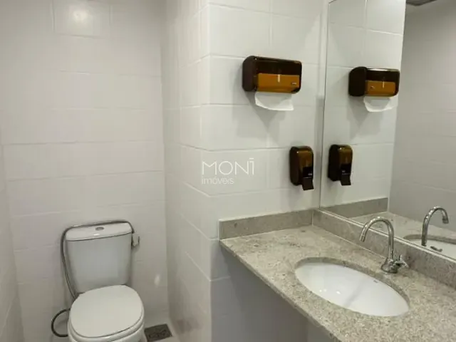 Sala à venda, no bairro Asa Norte em Brasília