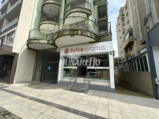 Sala 1 quarto e 1 banheiro, para alugar, no bairro Centro em Concórdia