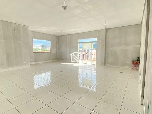 Sala com 93m², para alugar, no bairro Centro em Paraíso do Tocantins