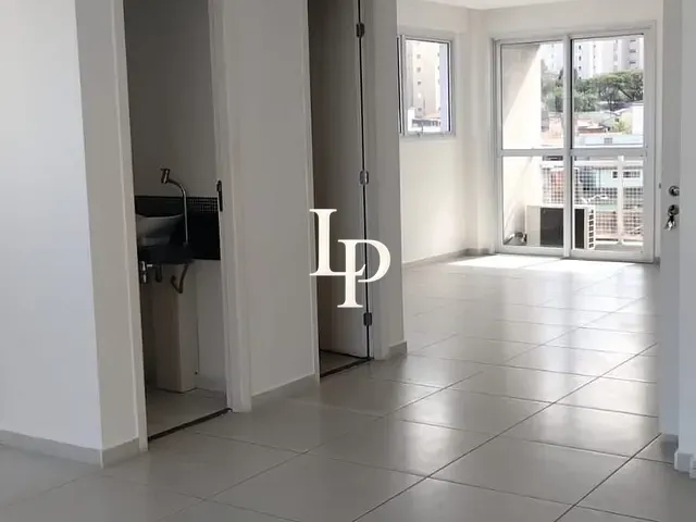 Sala à venda, no bairro Vila Prudente em São Paulo