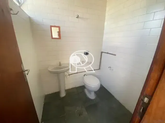 Sala para alugar, no bairro Centro em Registro