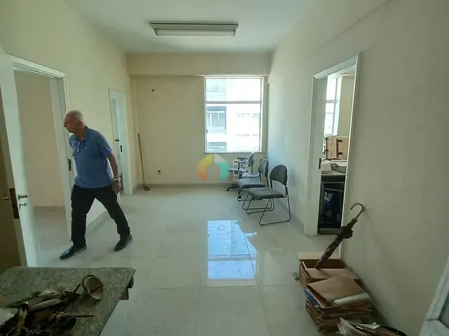 Sala com 130m², à venda, no bairro Centro em Rio de Janeiro
