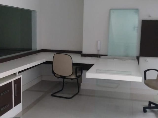 Sala com 82m², à venda, no bairro Centro em Balneário Camboriú