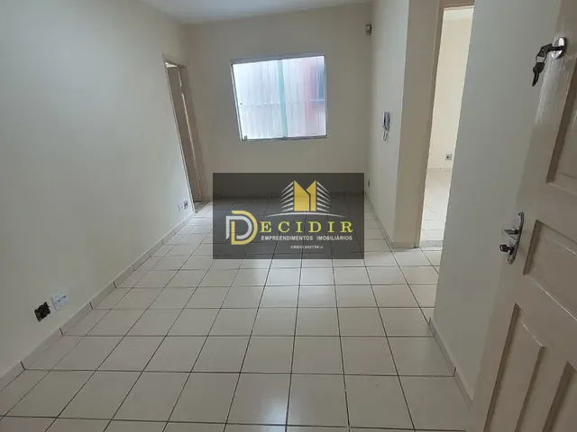 Sala com 65m², para alugar, no bairro Vila Regente Feijó em São Paulo