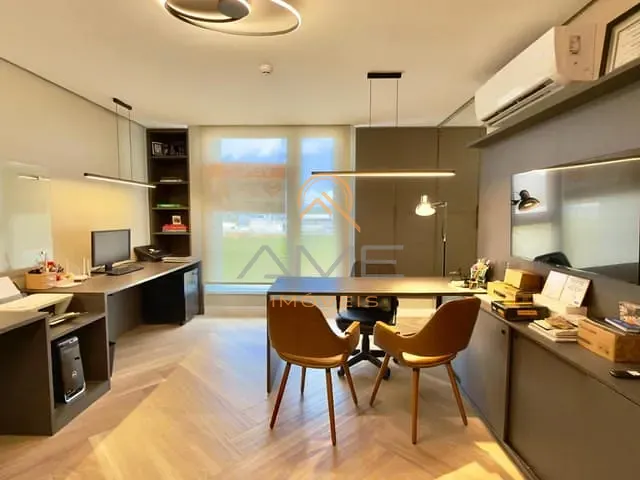 Sala à venda, no bairro Três Vendas em Pelotas