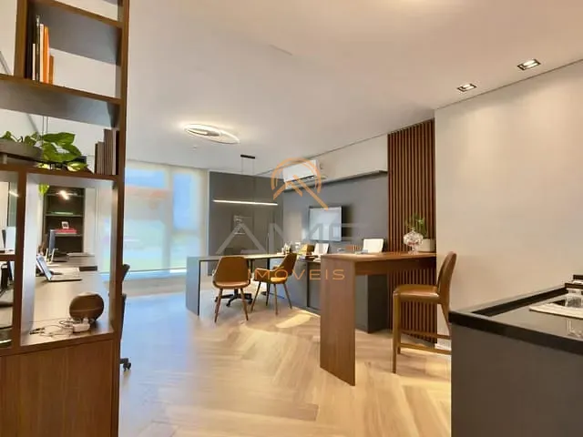 Sala à venda, no bairro Três Vendas em Pelotas