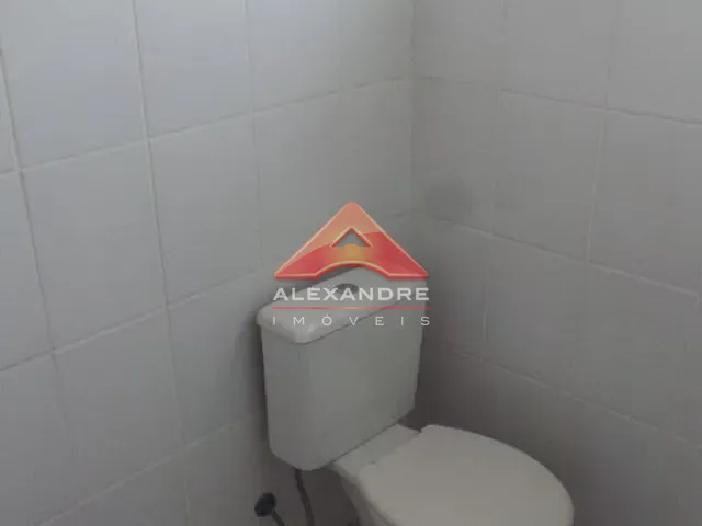 Sala para alugar, no bairro Monte Castelo em São José dos Campos