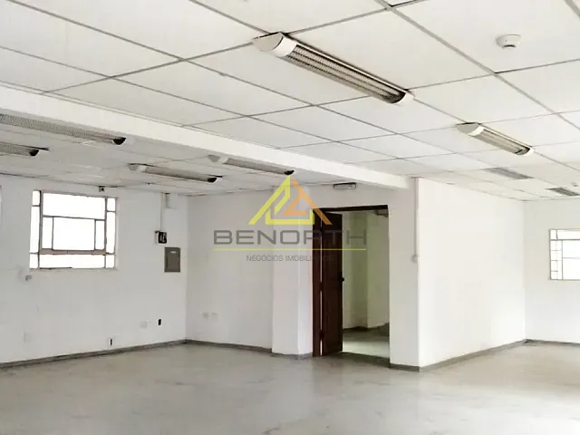 Sala com 197m², para alugar, no bairro República em São Paulo