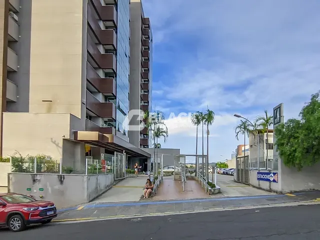 Sala à venda ou para alugar, no bairro Jardim Vergueiro em Sorocaba