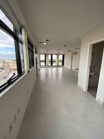 Sala para alugar, no bairro Centro em Campos dos Goytacazes