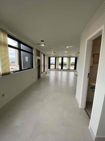 Sala para alugar, no bairro Centro em Campos dos Goytacazes