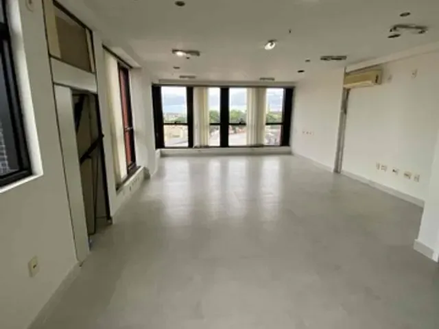 Sala para alugar, no bairro Centro em Campos dos Goytacazes