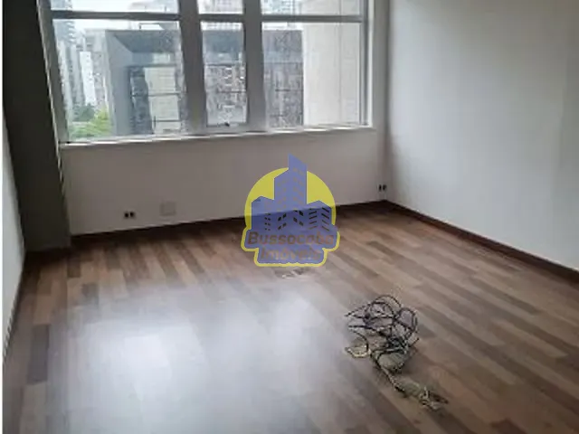 Sala com 117m², à venda ou para alugar, no bairro Cidade Monções em São Paulo