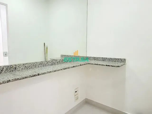 Sala para alugar, no bairro Copacabana em Rio de Janeiro