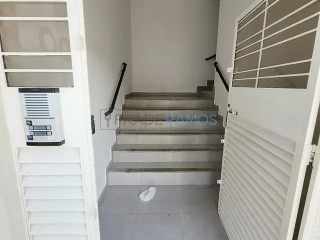 Sala com 65m², para alugar, no bairro Setor Bueno em Goiânia