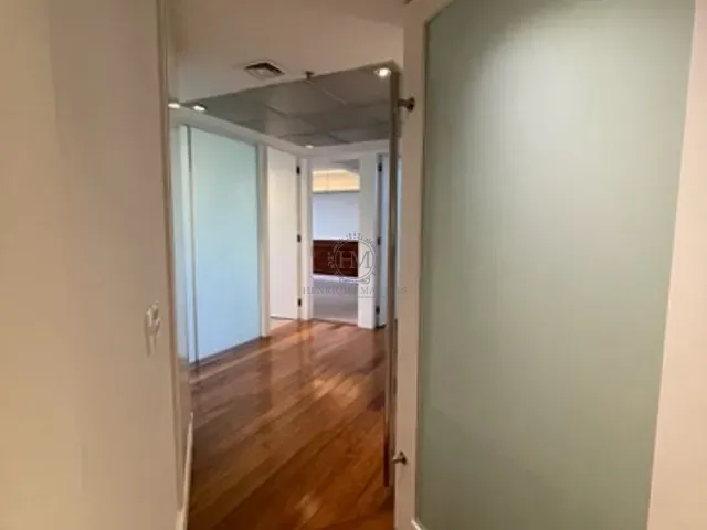 Sala com 165m², para alugar, no bairro Leblon em Rio de Janeiro