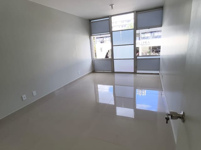 Sala para alugar, no bairro Asa Norte em Brasília