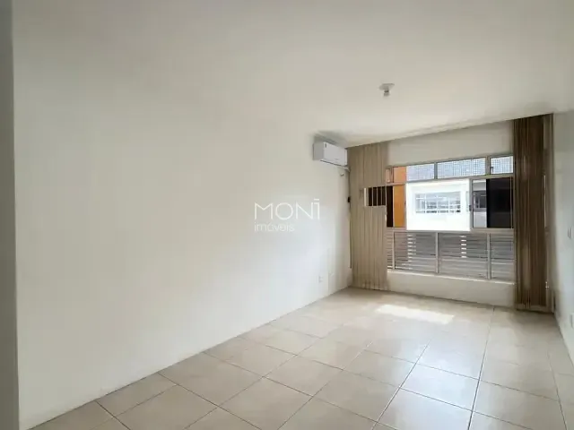 Sala à venda, no bairro Asa Sul em Brasília